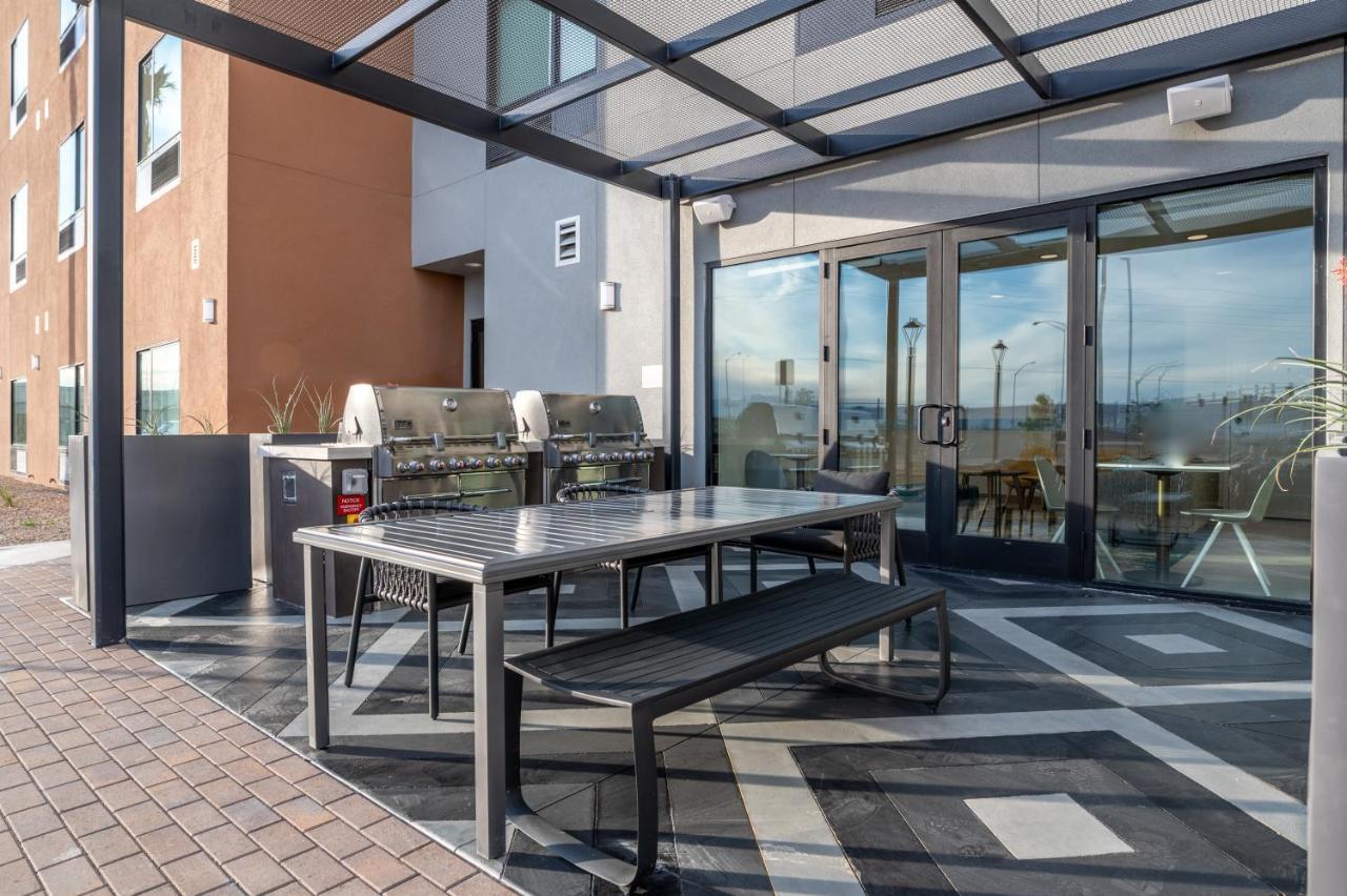 Towneplace Suites By Marriott Las Vegas North I-15 エクステリア 写真